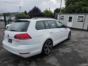 Volkswagen Golf SPECIAL OFFER ESTATE 2.0 TDI COMFO - Image 2