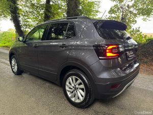 Volkswagen T-Cross 2023 life model - Image 3