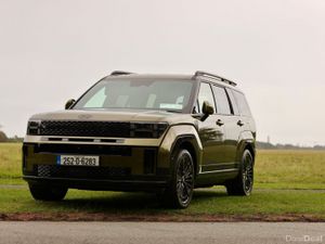 Hyundai Santa Fe PHEV Premium 1.6L Petrol Automati - Image 2