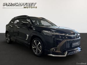 2022 Toyota Corolla Cross Z 1.8 Hybrid, Sunroof - Image 3