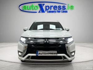 Mitsubishi Outlander 2.4 4H PHEV Automatic - Image 3