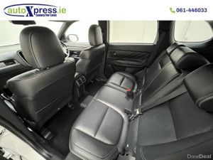Mitsubishi Outlander 2.4 4H PHEV Automatic - Image 4