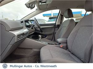 Volkswagen Golf 2.0 TDI 115HP Life - Image 4