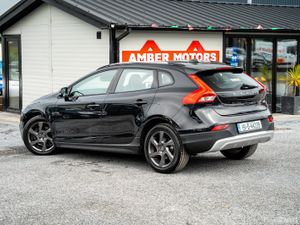Volvo V40 Cross Country Turbo Diesel 2015 - Image 4