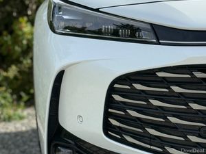 2025 MG HS Exclusive 1.5 Plug-In Hybrid Automatic - Image 4