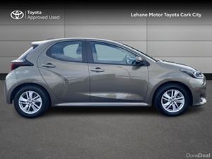 Toyota Yaris 1.5 - Image 3