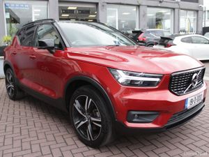 2019 VOLVO XC40 - Image 2