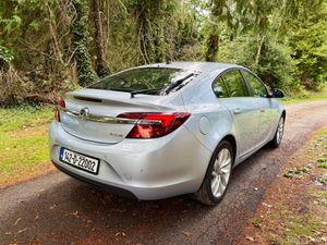 142 Vauxhall Insignia, Tax & NCT to January 2027! - Image 3