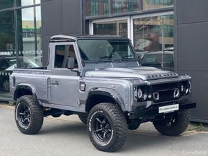 Land Rover Defender 90 Pick-Up - Image 3