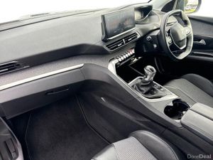 Peugeot 3008 1.5 BlueHDi 130bhp Allure - Image 2