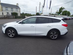 Ford Focus ACTIVE 1.0 125PS M6 4DR - Image 4