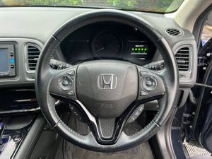 Honda Vezel 1.5 HYBRID AUTO // REVERSE CAMERA // D - Image 4