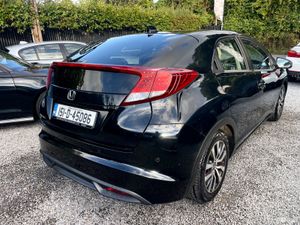 Honda Civic 2015 - Image 4