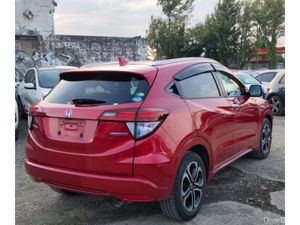 Honda Vezel 1.5 Petrol HYBRID Z HONDA SENSING Auto - Image 4