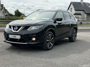 Nissan X-Trail 2014 automatic 7 seater one owner - Image 3