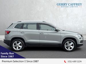 Skoda Karoq AMBITION 2.0 TDI Manual - Very Low Mil - Image 4