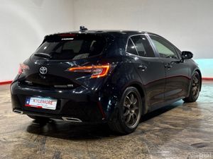 Toyota Corolla 1.8 HYBRID AUTOMATIC - G STYLE MILL - Image 4