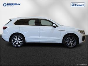 Volkswagen Touareg Diesel Estate R-Line - Image 3
