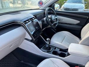 Hyundai Tucson 2WD Executive Plus - Image 3
