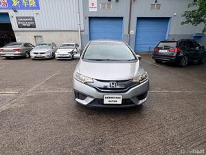 Honda Fit 1.5 Hybrid Petrol 2014 - Image 2