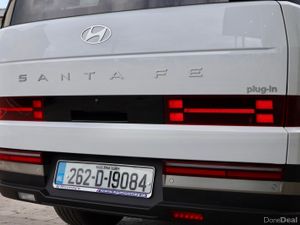Hyundai Santa Fe Premium , Pre Reg Sale, Plug-in H - Image 4