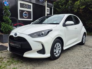 Toyota Yaris 1.5 Hybrid Automatic 2022 - Image 3