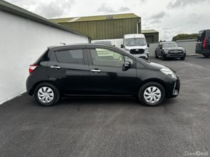 Toyota VITZ - Image 4