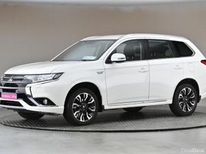 Mitsubishi Outlander 2.0 GX3H+ PHEV **LEATHER**5SE - Image 4