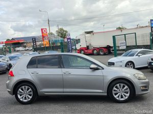 Volkswagen Golf 1.2 TSI AUTOMATIC - REVERSE CAMERA - Image 3