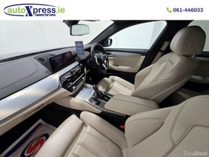 BMW 5-Series 520D M SPORT Automatic - Image 4