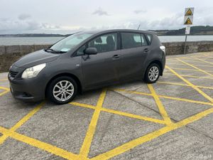 Toyota Verso Dsl. 7 Seat. 2011 - Image 2