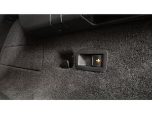 Skoda Kodiaq LOW MILEAGE - FACTORY FITTED TOWING S - Image 3