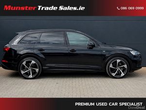 Audi Q7 S-Line Black Edition 55 TFSI E - Image 3