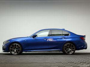 BMW 3-Series 330E M SPORT *HUGE SPEC* - Image 4