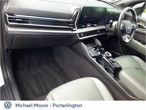 Kia Sportage Anniversary Edition Plug-in Hybrid - Image 4