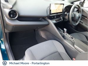 Toyota C-HR 1.8 HYBRID SPORT - Image 4