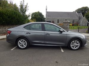 2022 Skoda Octavia 2.0 AMB New Test - Image 2