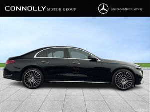 Mercedes-Benz E-Class E300de AMG Line *Panoramic S - Image 4