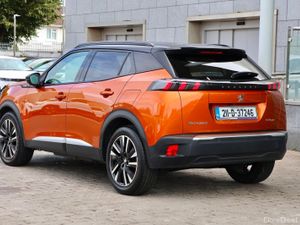 Peugeot 2008 Electric 136 bhp (50 kWh) GT - Image 4