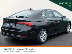 Skoda Octavia AMBITION 2.0TDI 115HP *REVERSING CAM - Image 3