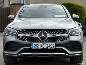 212 Mercedes-Benz GLC300 DE AMG Line PREM+ 4Matic - Image 2