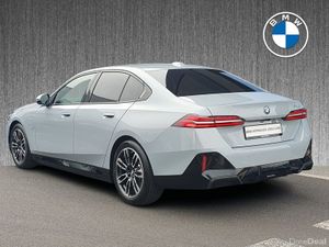 BMW 5-Series 530e M Sport Saloon - Image 3
