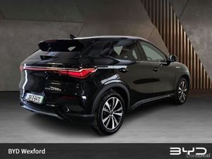 BYD ATTO 3 60kWh 204PS Comfort (EX Demo) - Image 4