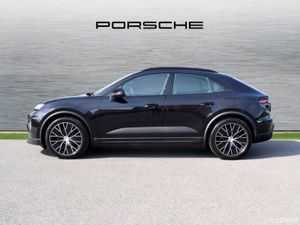 Porsche Macan 4 Electric - Image 3
