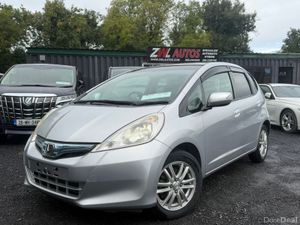11 HONDA FIT 1.3 HYBRID - Image 2