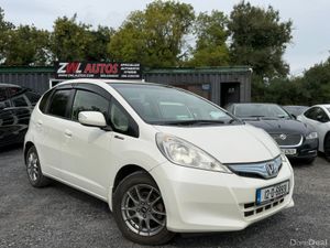 12 HONDA FIT 1.3 HYBRID - Image 2