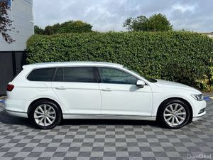 Volkswagen Passat ELEGANCE 2.0 TDI AUTO // SERVICE - Image 2
