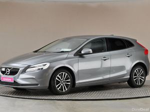 Volvo V40 2.0 D2 AUTO MOMENTUM EDITION - Image 4
