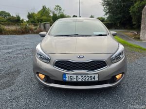 Kia Ceed 1.4 petrol ( new NCT and TAX ) - Image 3