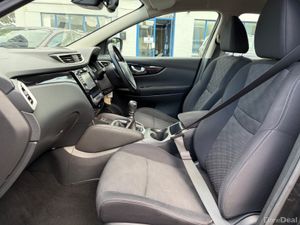 2015 NISSAN QASHQAI 1.2 PETROL SV SAFETY PACK LOW - Image 4